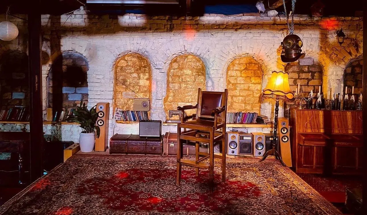 Антуражный Лофт В Центре Для Двоих 0*, Kyiv