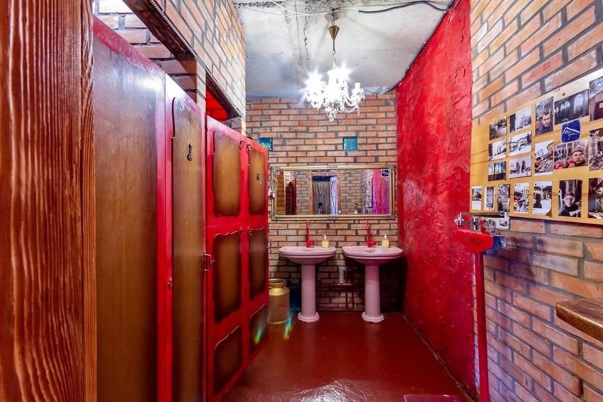 Love hotel Антуражный Лофт В Центре Для Двоих